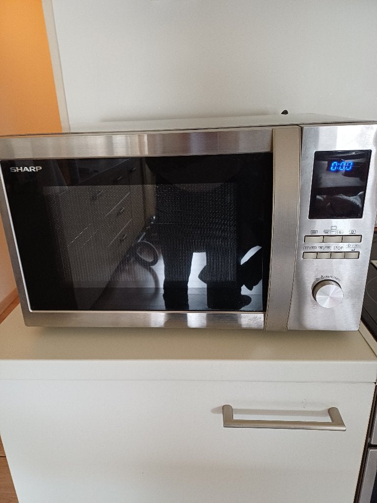 Gecombineerde magnetron, SHARP, 32 L, 1000, Elektronische apparatuur, Microgolfovens, Zo goed als nieuw, Tussenbouw, Microgolfoven