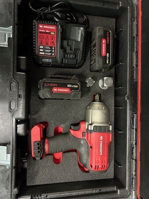 OUTILS DE VOITURE, Enlèvement, Neuf, Jeu d'outils, Facom