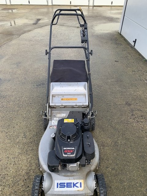 Grasmaaier Iseki model SW8210BE4, Tuin en Terras, Grasmaaiers, Ophalen, Cirkelmaaier, Opvangbak, Benzine-grasmaaier