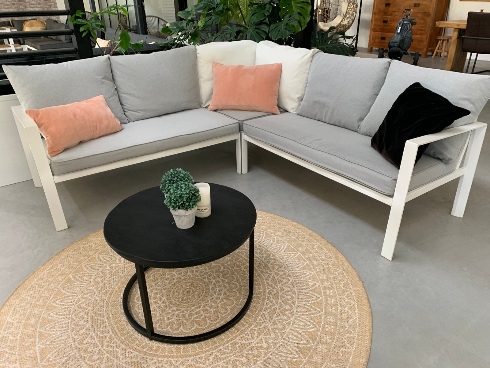 Wit Alminium loungset met kussens en tafel., Tuin en Terras, Ophalen, Zo goed als nieuw