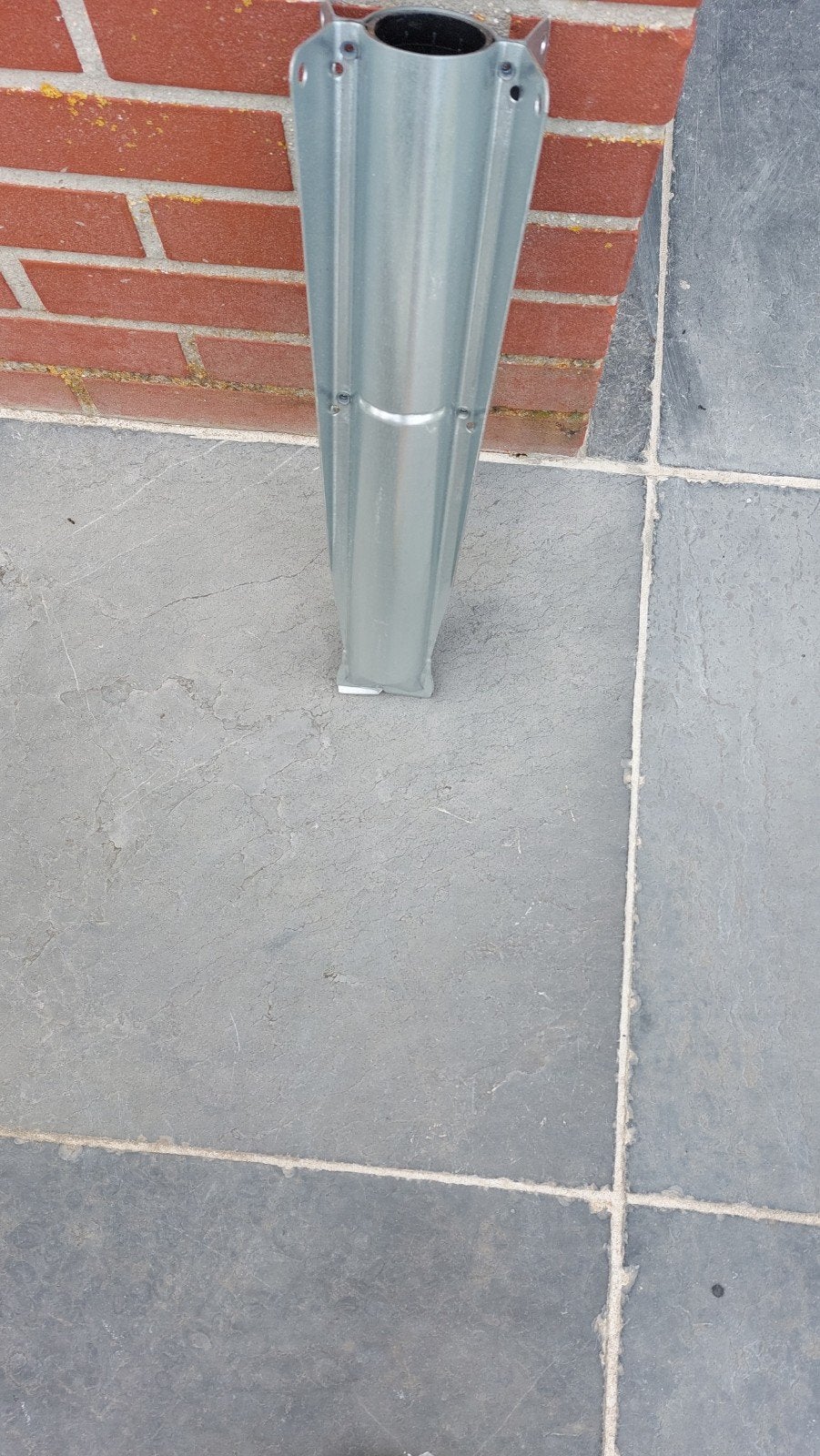 bodenanker Brabantia, Ophalen