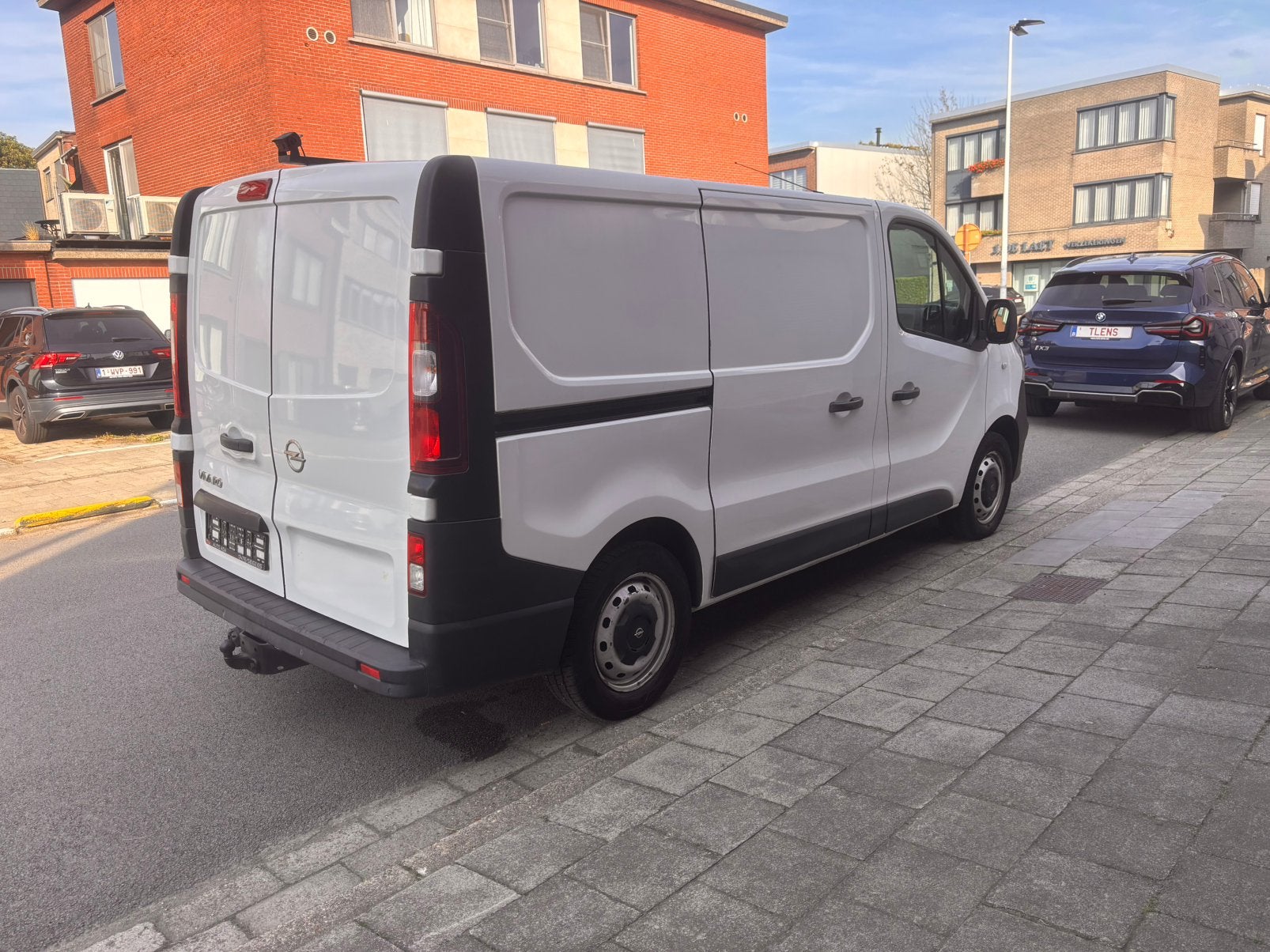 Opel Vivaro 1.6 Euro6 Caméra Attelage de Remorquage GPS, Autos, Euro 6, Particulier, Verrouillage central, Achat