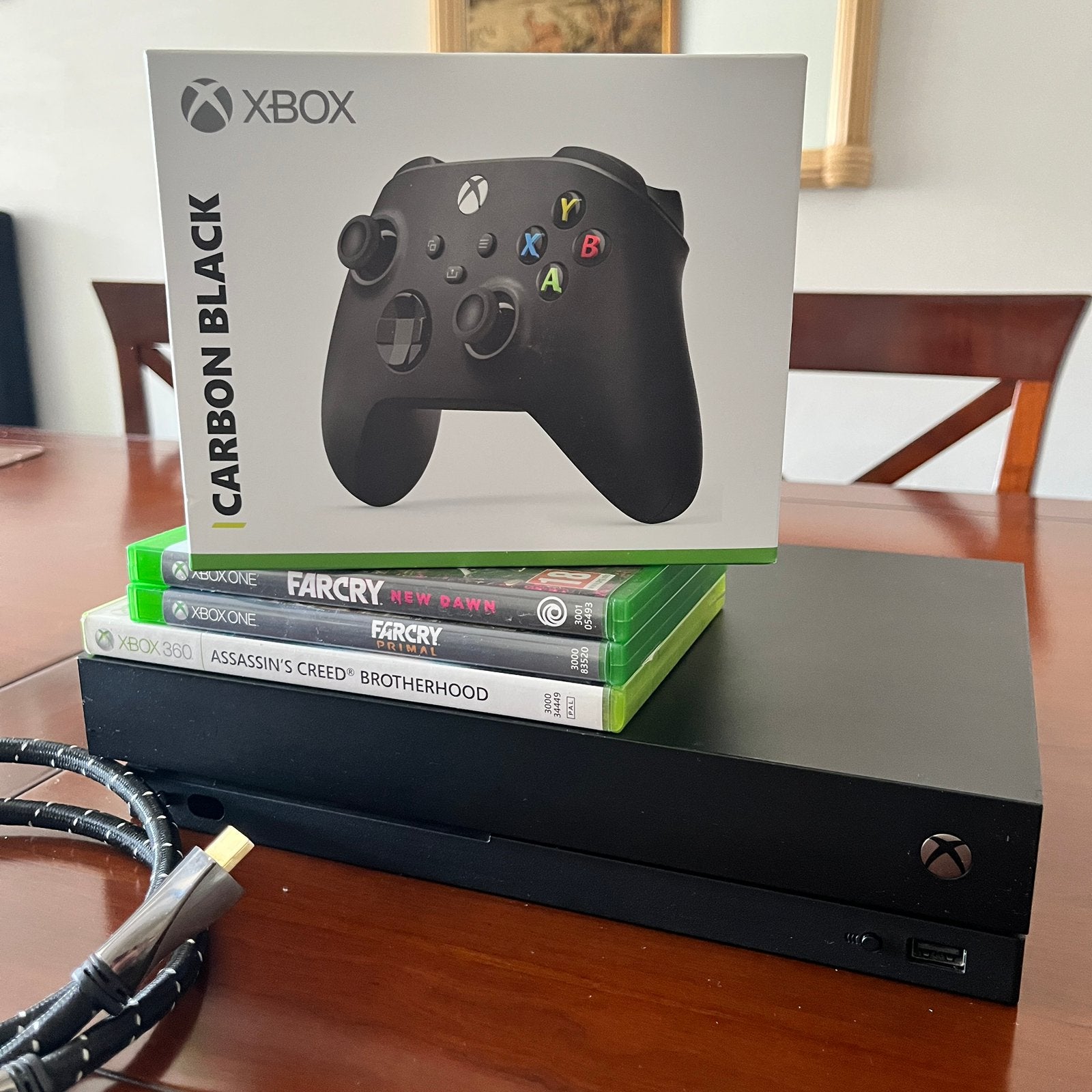 XBOX ONE X 4K + nieuwe controller + 3 games + hdmi, Games en Spelcomputers, Ophalen, Met games, Zo goed als nieuw, 1 TB
