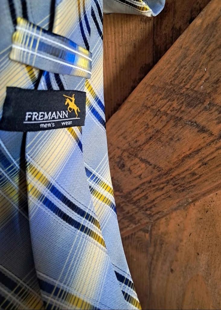 Cravate Fremann– neuve – jamais portée, Enlèvement