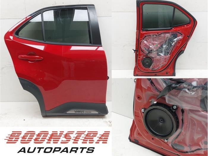 Portier 4Deurs rechts-achter van een Toyota Yaris Cross (Yar, Gebruikt, -, Deur, -