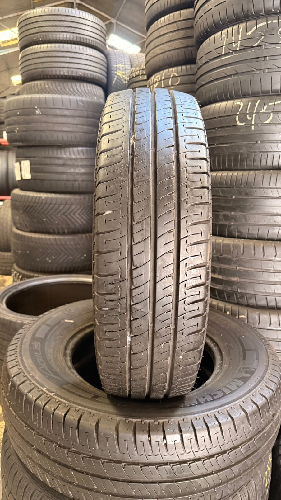 225/75/16c Michelin avec montage et équilibrage, Enlèvement
