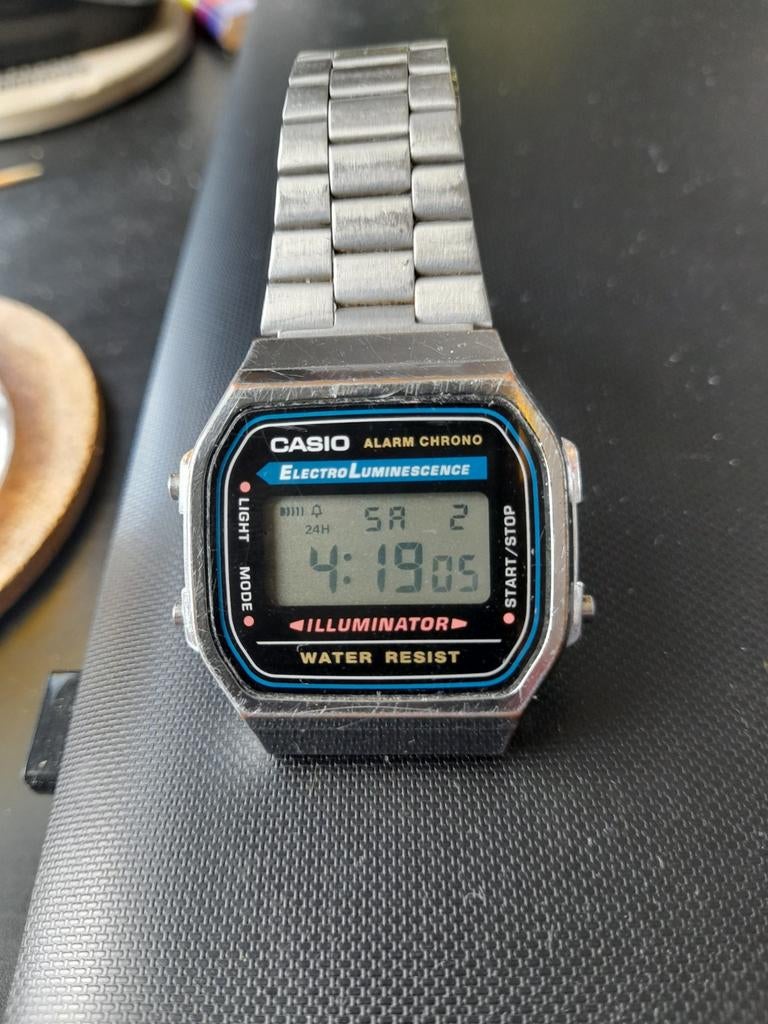 Casio vintage année 90 en parfait etat