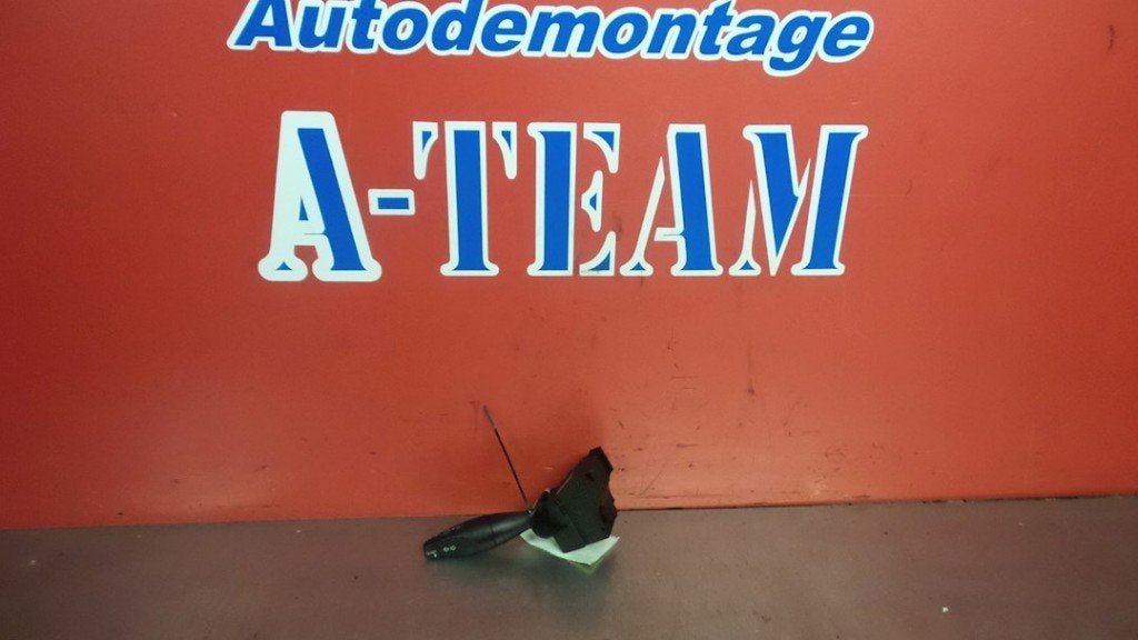 KNIPPERLICHTSCHAKELAAR Fiesta 5 (JD / JH) (|6S6T13335AA|), Auto-onderdelen, Gebruikt, Ford