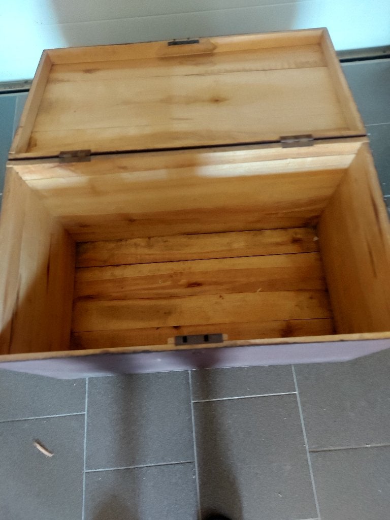 Coffret en bois (jouet, rangement) 80x50x44cm, Envoi, Utilisé