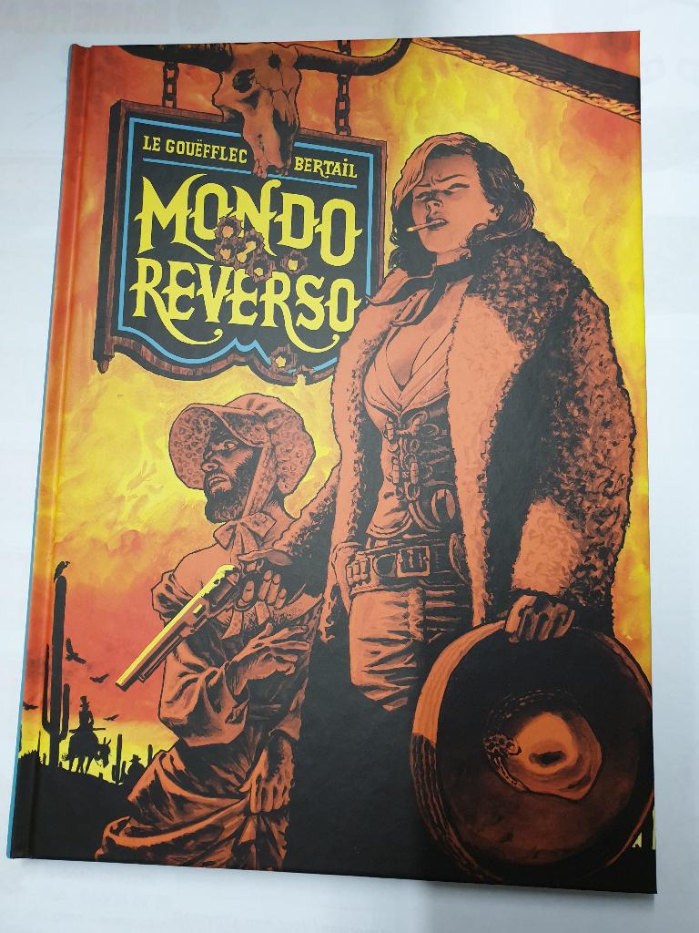 Mondo Reverso hardcovers, Plusieurs BD, Enlèvement ou Envoi, Comme neuf