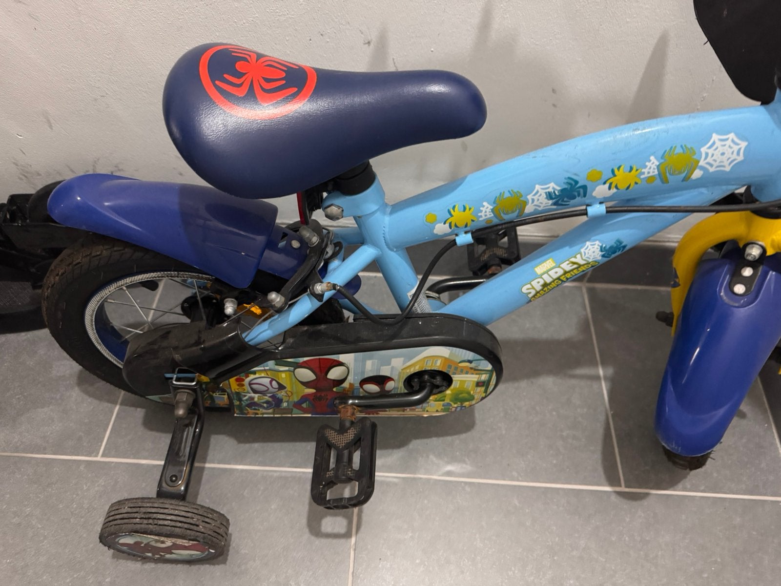 Spider-man fiets, Fietsen en Brommers, Ophalen of Verzenden, Zo goed als nieuw