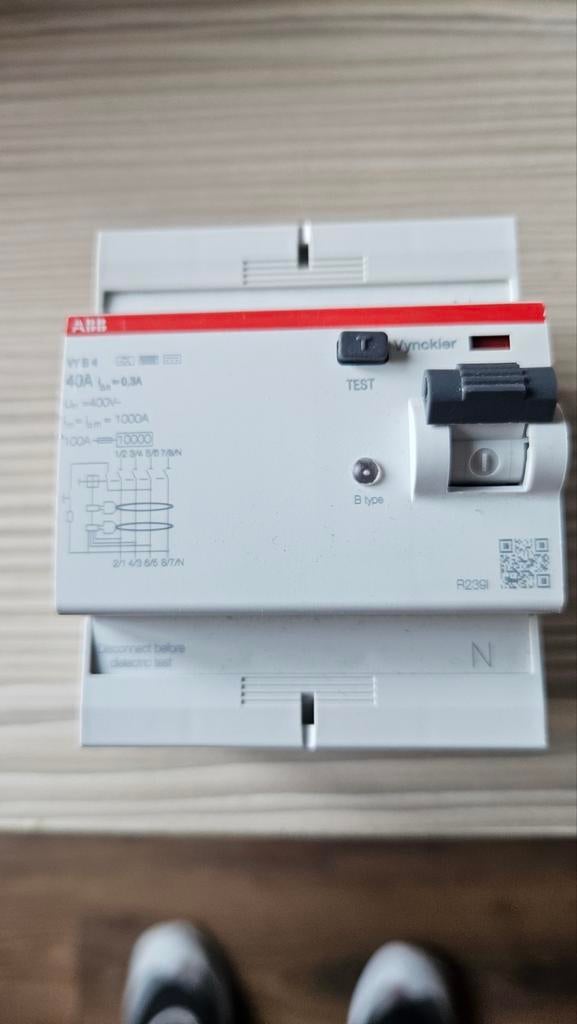 Abb Differentieel vynckier b 4p 40a 300ma - 2CSF704557R3400, Enlèvement