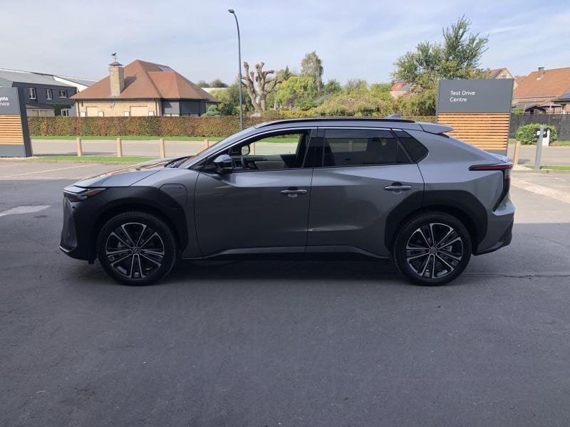 Toyota bZ4X Premium, Autos, Argent ou Gris, Achat, Entreprise, Ordinateur de bord