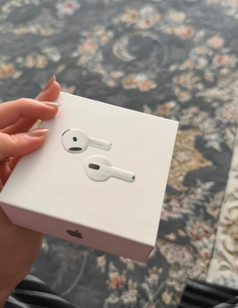 Airpods 4 nouveaux, Neuf, Enlèvement ou Envoi, Bluetooth, Apple