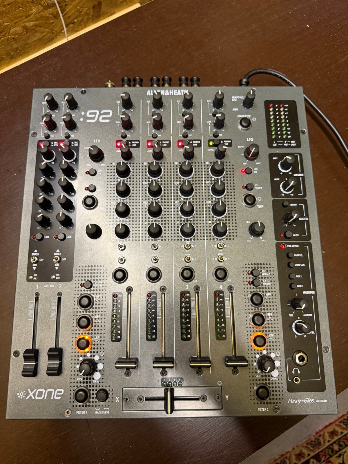 Te koop: Allen & Heath Xone 92, Muziek en Instrumenten, Ophalen, Zo goed als nieuw