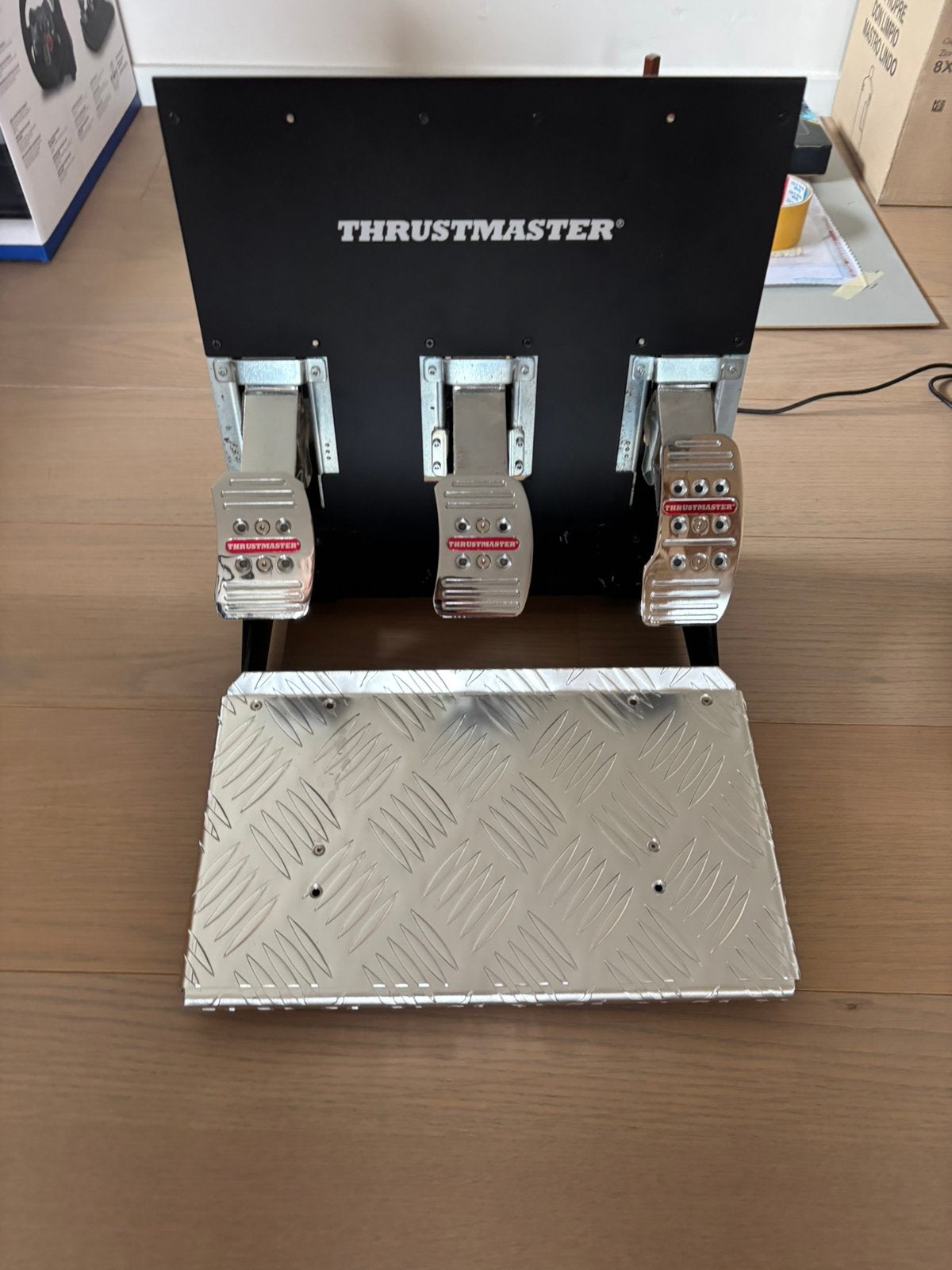 Thrustmaster pedalen, Games en Spelcomputers, Ophalen, Racestuur, PlayStation, Zo goed als nieuw