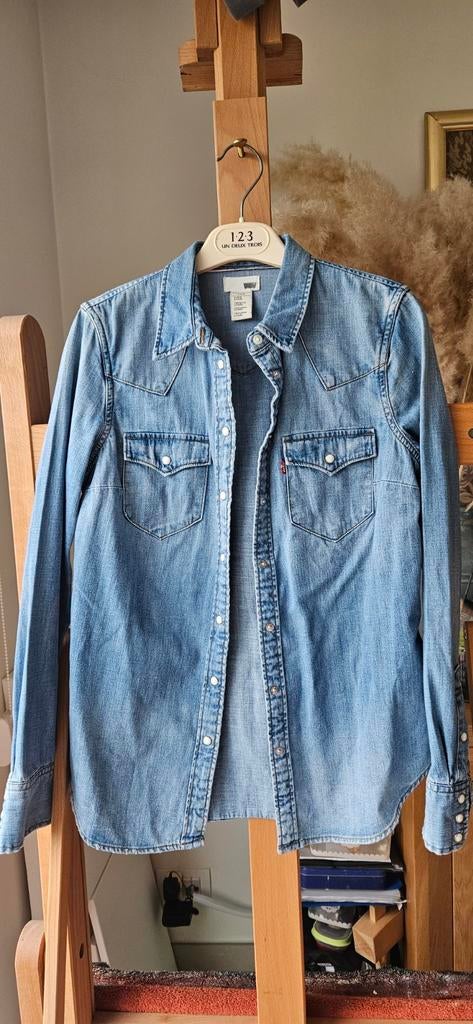 Chemise en jean de Levi's, Enlèvement, Porté, Bleu, Levi's
