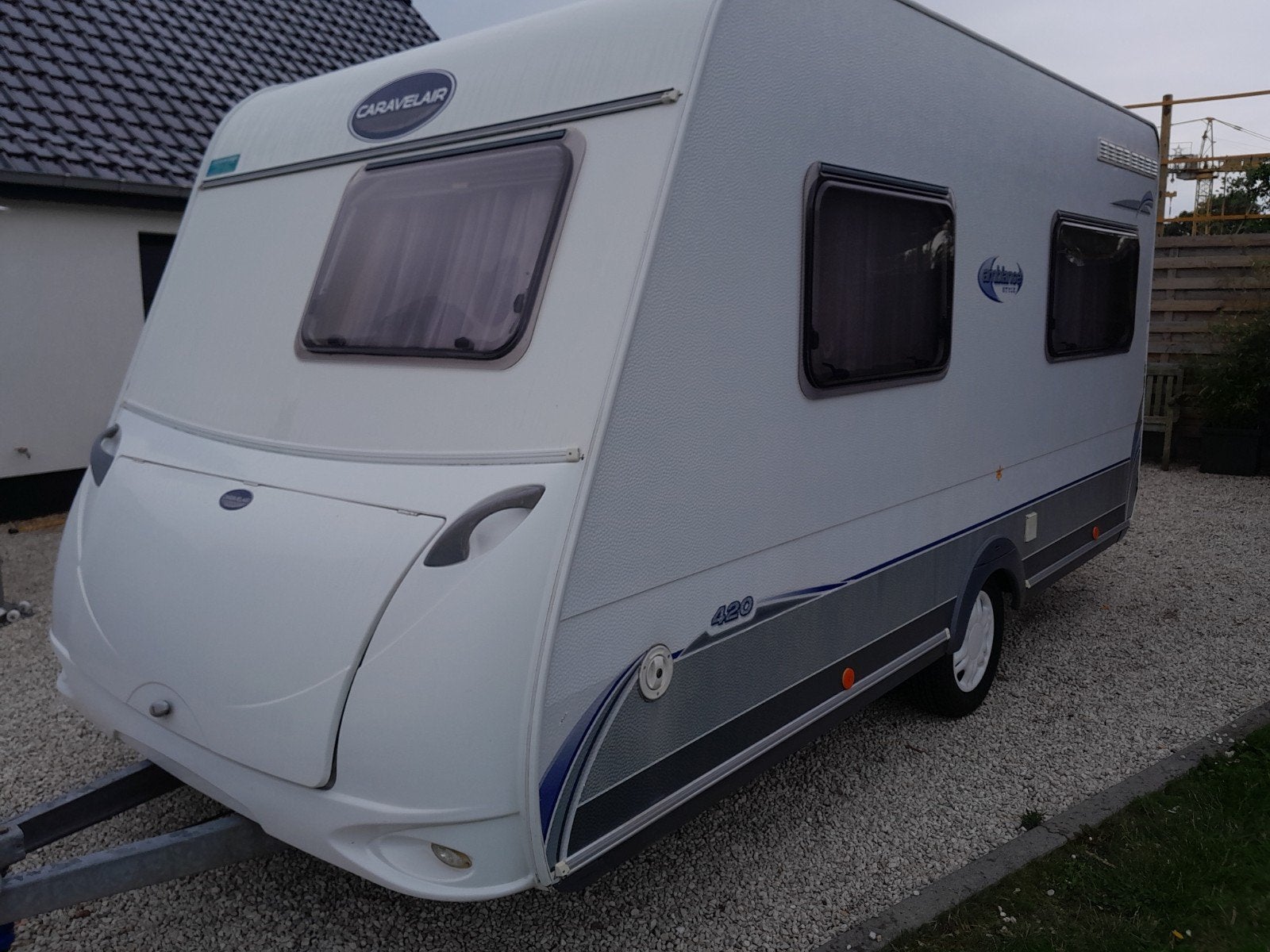 Caravan Caravelair 420 met voortent, Kachel, Particulier, Caravelair
