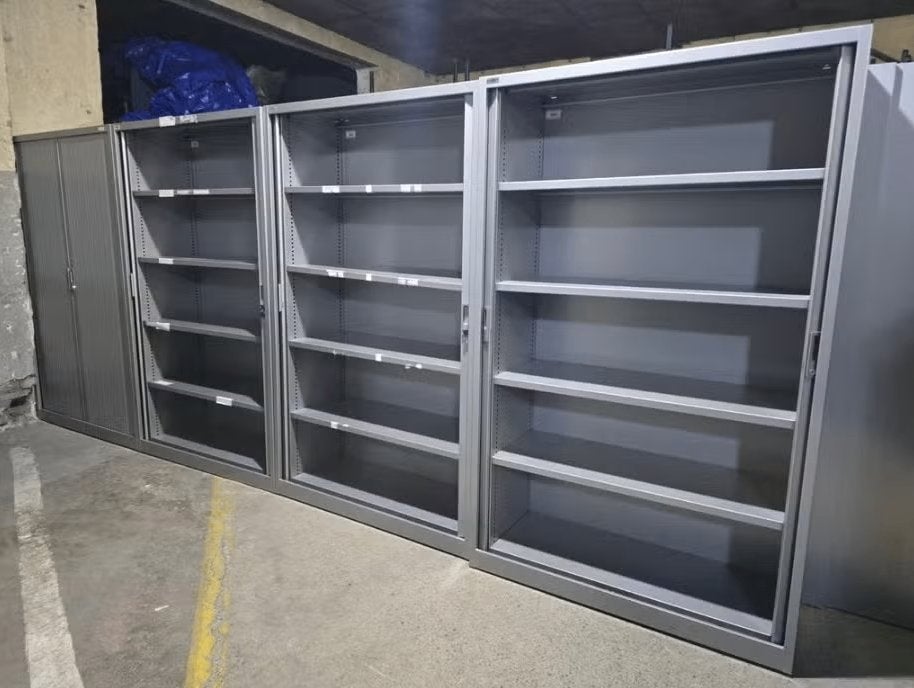 Armoire métallique porte coulissante 195x120x45 + 4 plateau, Enlèvement ou Envoi, Comme neuf