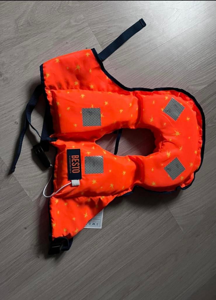Besto reddingsvest baby/peuter tot 10 kg, Sports nautiques & Bateaux, Vêtements nautiques, Enlèvement, Neuf, Enfant, Gilet de sauvetage ou Brassière