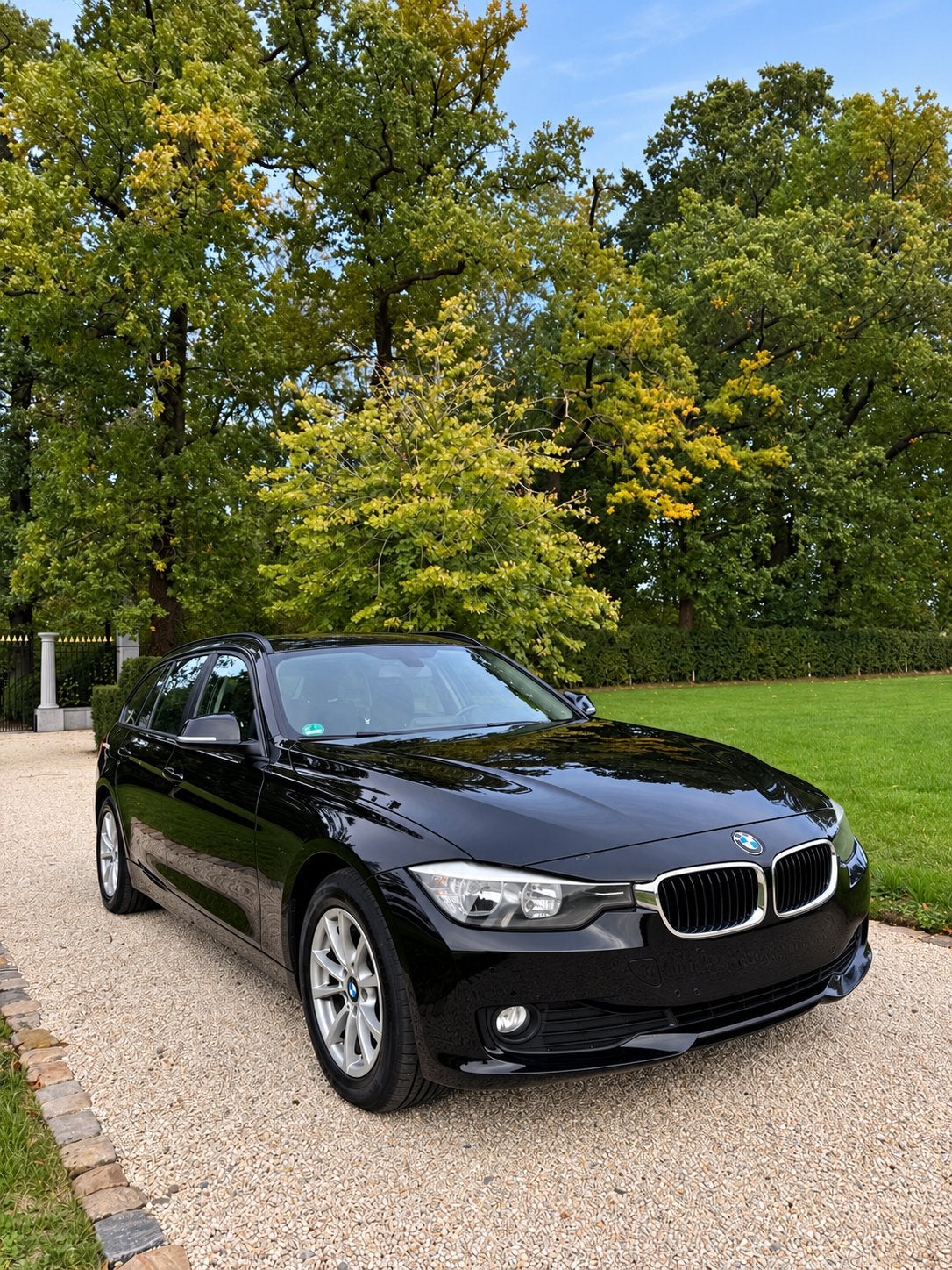 BMW 318d Touring 2013 | Parkeersensoren | Goed onderhouden!, Auto's, Euro 5, 1995 cc, Zwart, 4 cilinders