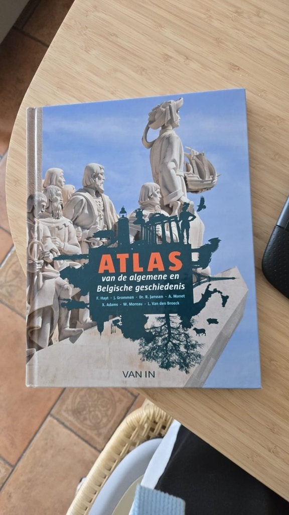 Atlas van de algemene en Belgische geschiedenis, Enlèvement ou Envoi, Comme neuf, Histoire