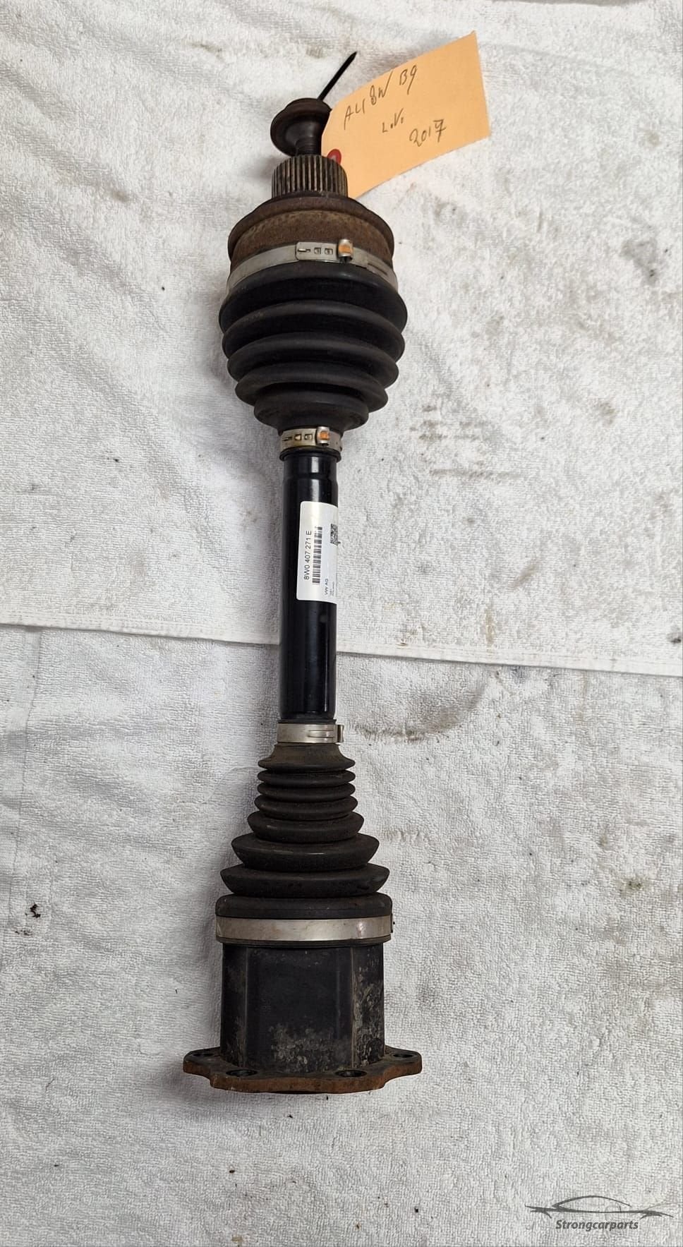 Aandrijfas Voorzijde Audi A4/A5 8W/F5 8W0407271E, -, Audi, Utilisé, -