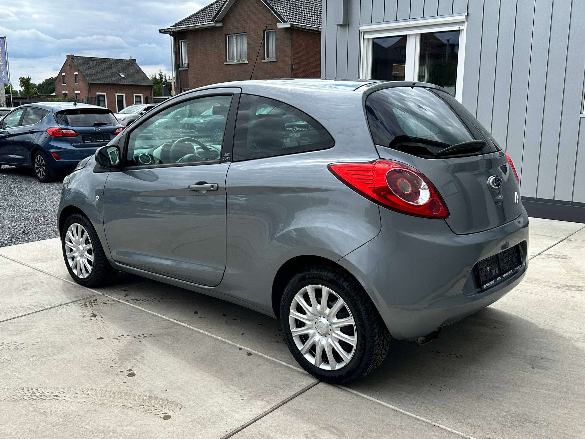 Ford Ka 1.2i * Airco * 12 m garantie *, Auto's, Stof, Gebruikt, 1242 cc, Ka