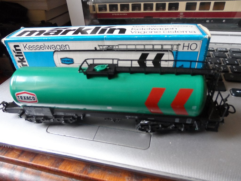 MARKLIN HO 4652 TEXACO ketelwagen in doos..., Gelijkstroom of Wisselstroom, Wagon, Ophalen of Verzenden, Zo goed als nieuw