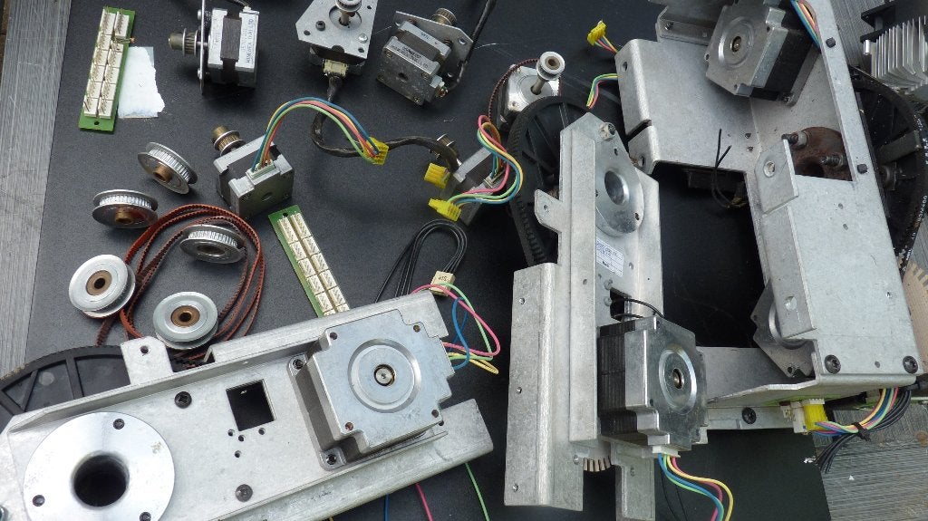 moteurs  pas-à-pas  moteur a aimant permanent, Doe-het-zelf en Bouw, Motoren, Gebruikt, Ophalen