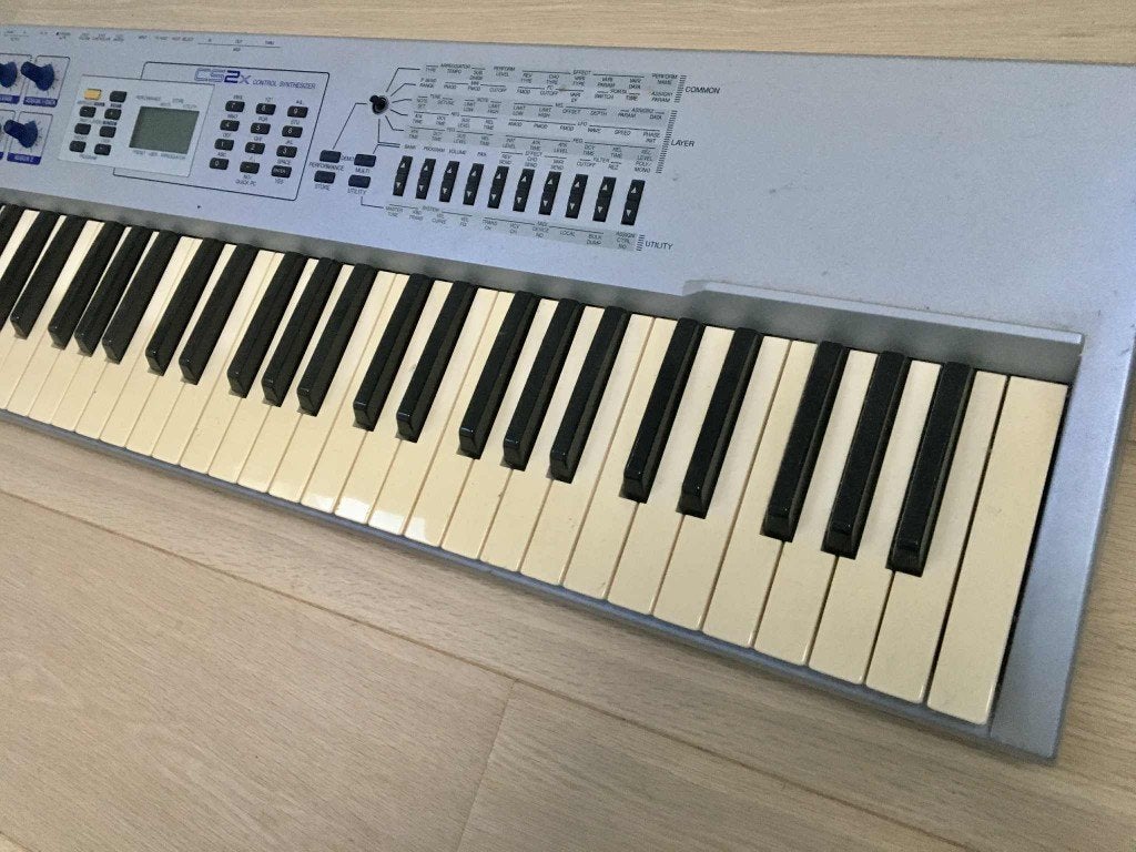 Yamaha CS2x synthesizer keyboard, Muziek en Instrumenten, Synthesizers, Ophalen, Gebruikt, 61 toetsen, Yamaha
