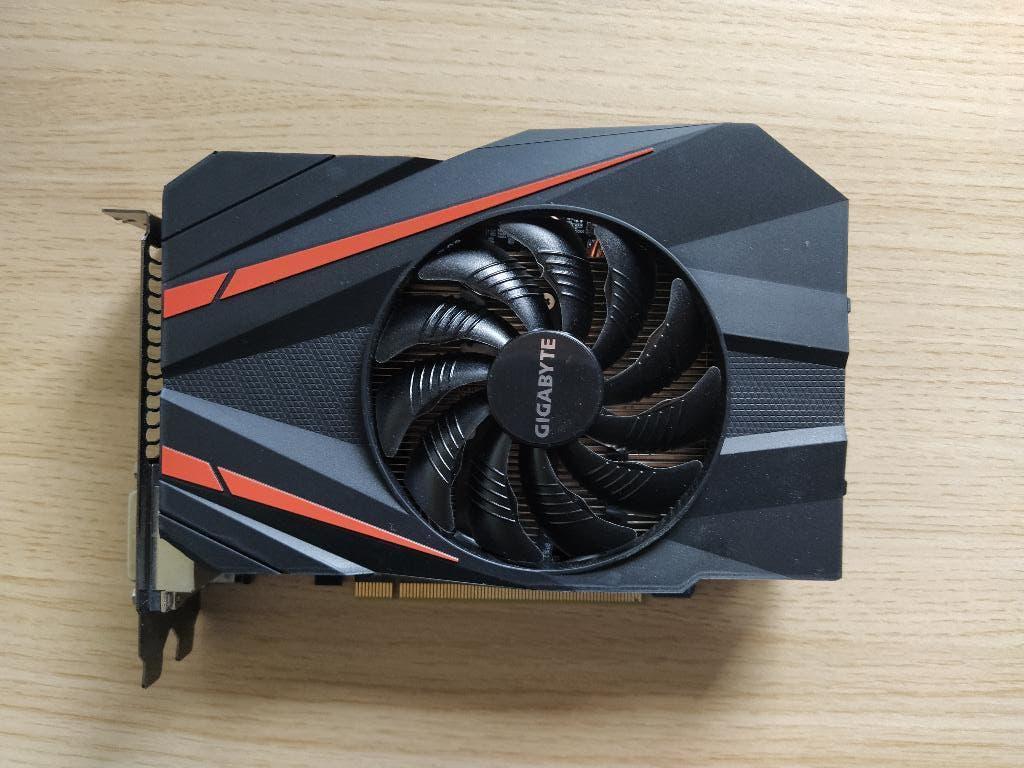 NVIDIA Gigabyte GTX 1060 ITX OC 6GB, HDMI, GDDR5, Enlèvement, Utilisé