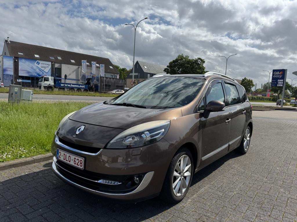 Renault Grand Scenic 2013-Privilege-EDC-Diesel 1.5 dci, Auto's, Renault, Euro 5, Zwart, 4 cilinders, Bruin