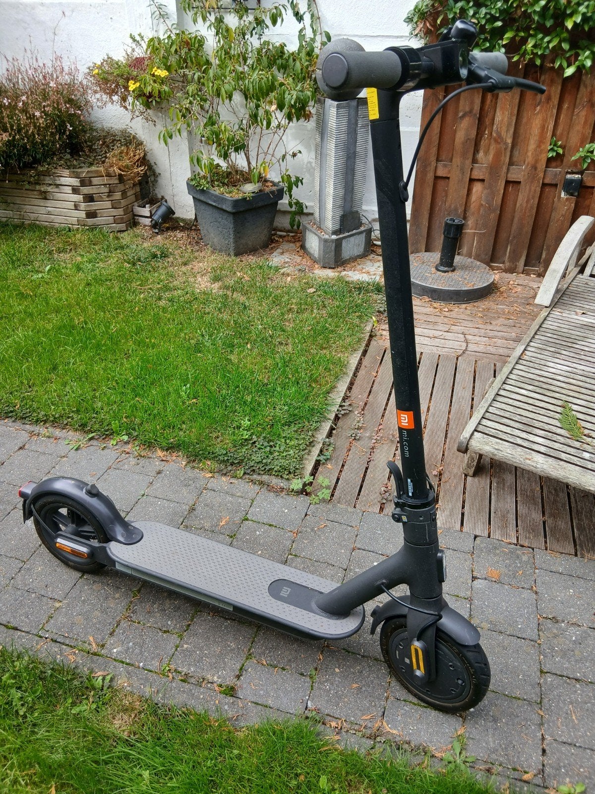 Trotinette électrique XIAOMI MI Essentielle, Vélos & Vélomoteurs, Enlèvement, Comme neuf, Xiaomi Mi essentiel