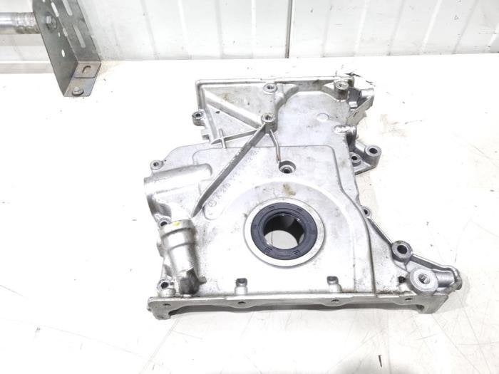 Couvercle de distribution d'un Mercedes A-Klasse, 3 mois de garantie, Utilisé, -, -