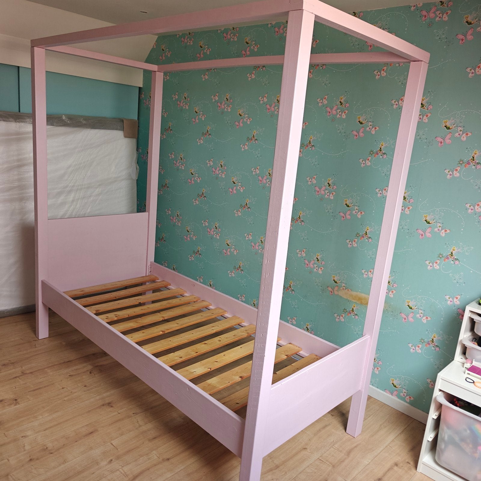 Eenpersoons hemelbed in goede staat., Huis en Inrichting, Ophalen, Eenpersoons