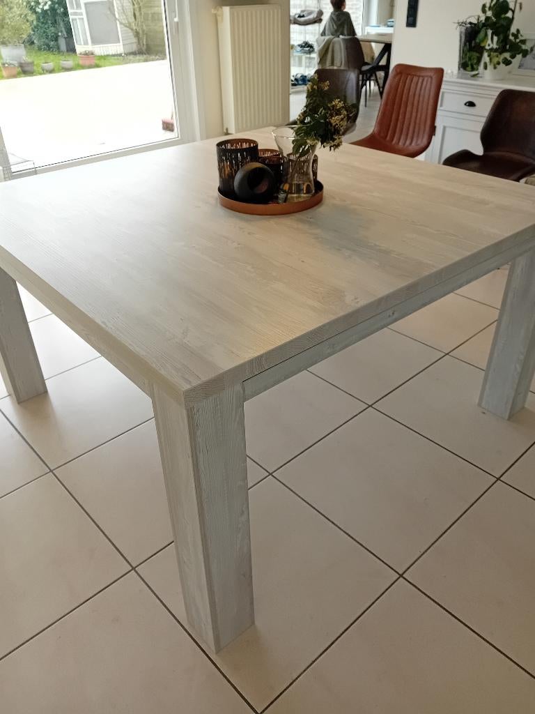 Eettafel vierkant 140cm beige grijs, Ophalen, Gebruikt, Vierkant, Vijf personen of meer