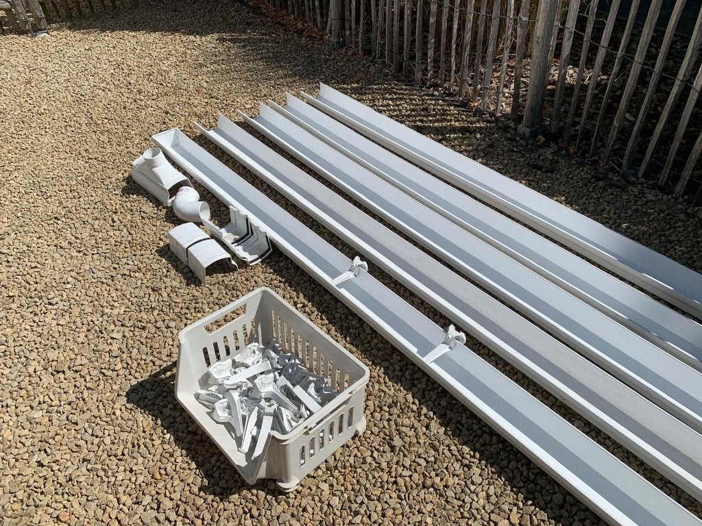 Nicoll Ovation 28/125 dakgoten van 4 m + accessoires - Nieuw, Doe-het-zelf en Bouw, Buizen en Afvoer, Ophalen, PVC