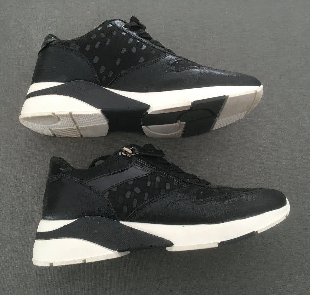 Sneakers, Kleding | Dames, Schoenen, Zo goed als nieuw, Sneakers, Zwart, Ophalen of Verzenden
