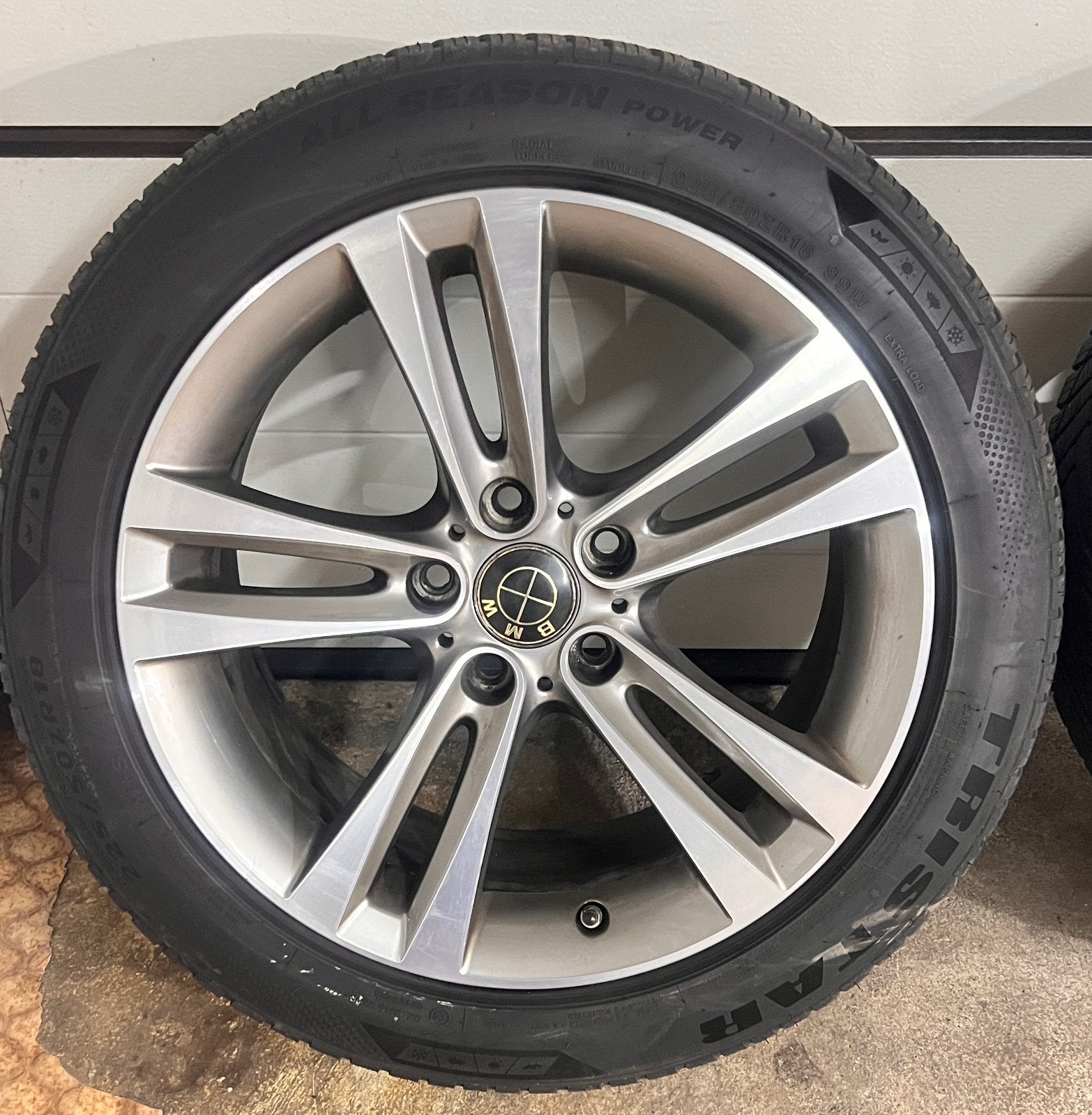 4 Jantes Origine BMW 18" + Pneus 4 Saisons + Capteurs, Ophalen, 18 inch, All Season, Band(en)