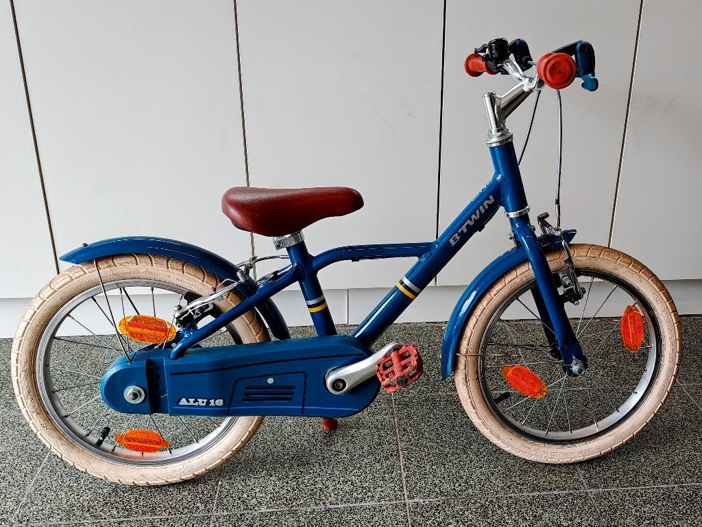 BTwin 16" kinderfiets in goede staat, Fietsen en Brommers, Fietsen | Meisjes, Gebruikt, 16 inch, Velgrem, Ophalen