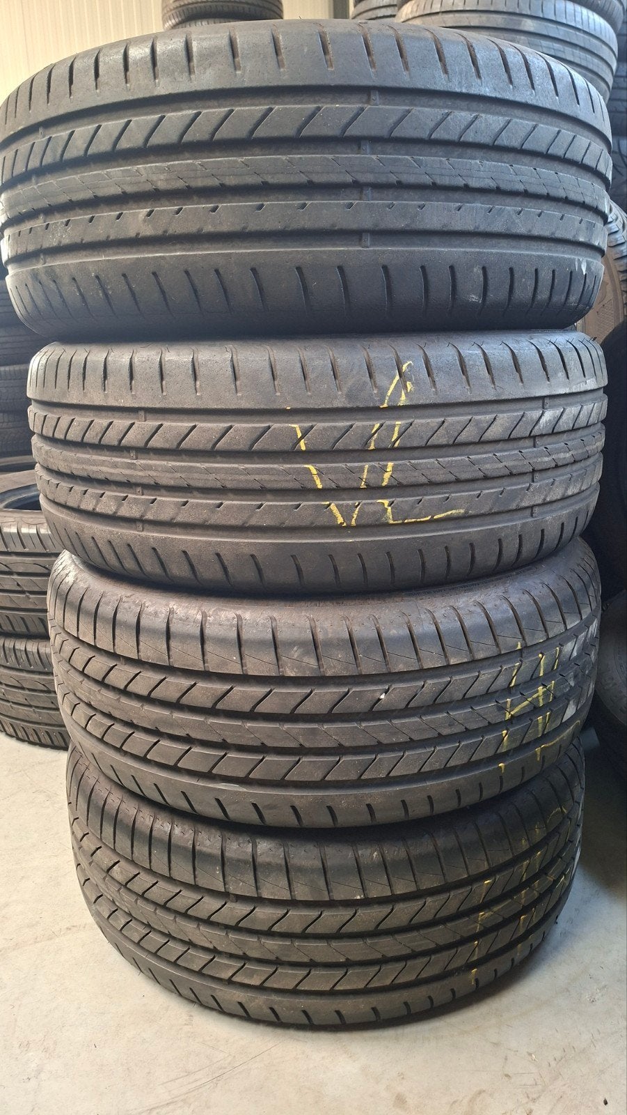 235/45/19(95Y) Goodyear Runfalt 235/45/19(95Y) Goodyear Runf, Ophalen of Verzenden