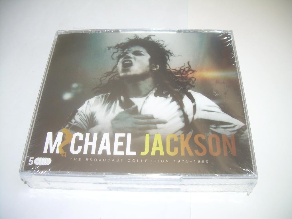 COFFRET DE 5 CD - Michael Jackson — 1975 - 1996, CD & DVD, Enlèvement ou Envoi, Neuf, dans son emballage, Coffret