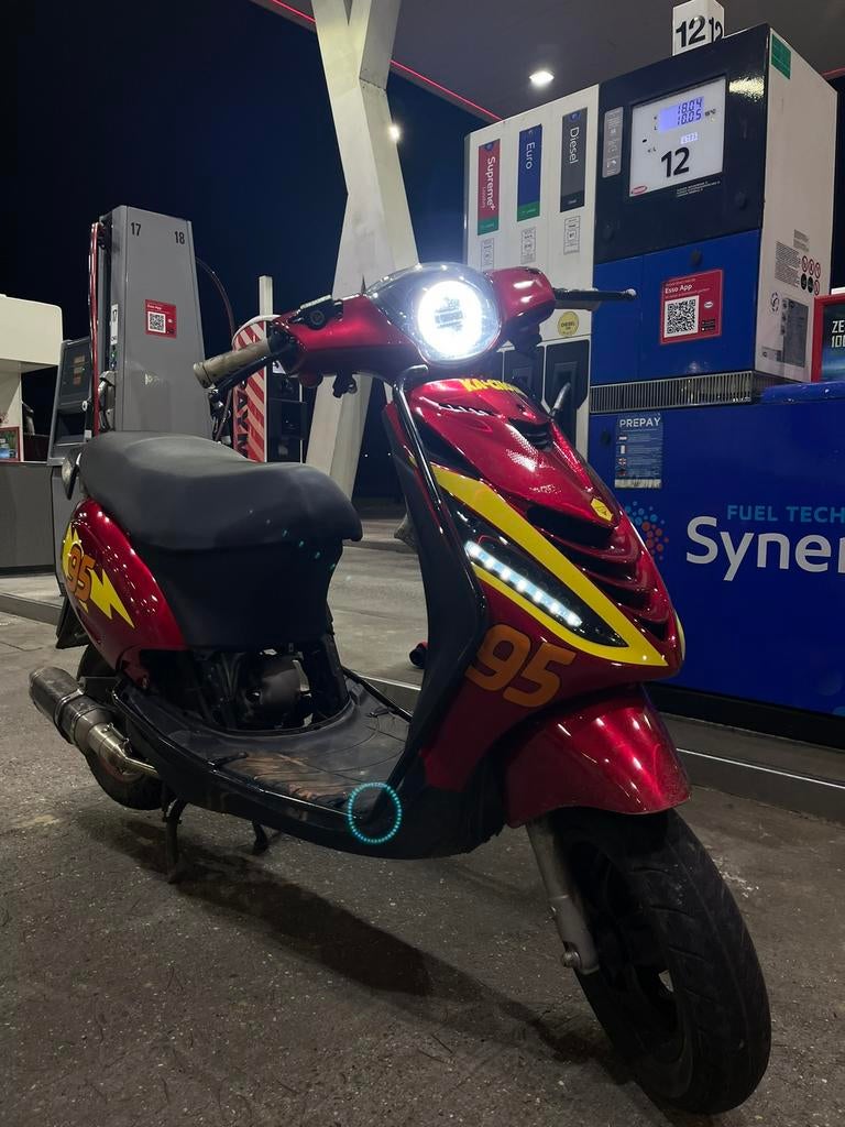 Piaggio Zip iGet van 2018 50cc, Fietsen en Brommers, Scooters | Piaggio, Ophalen
