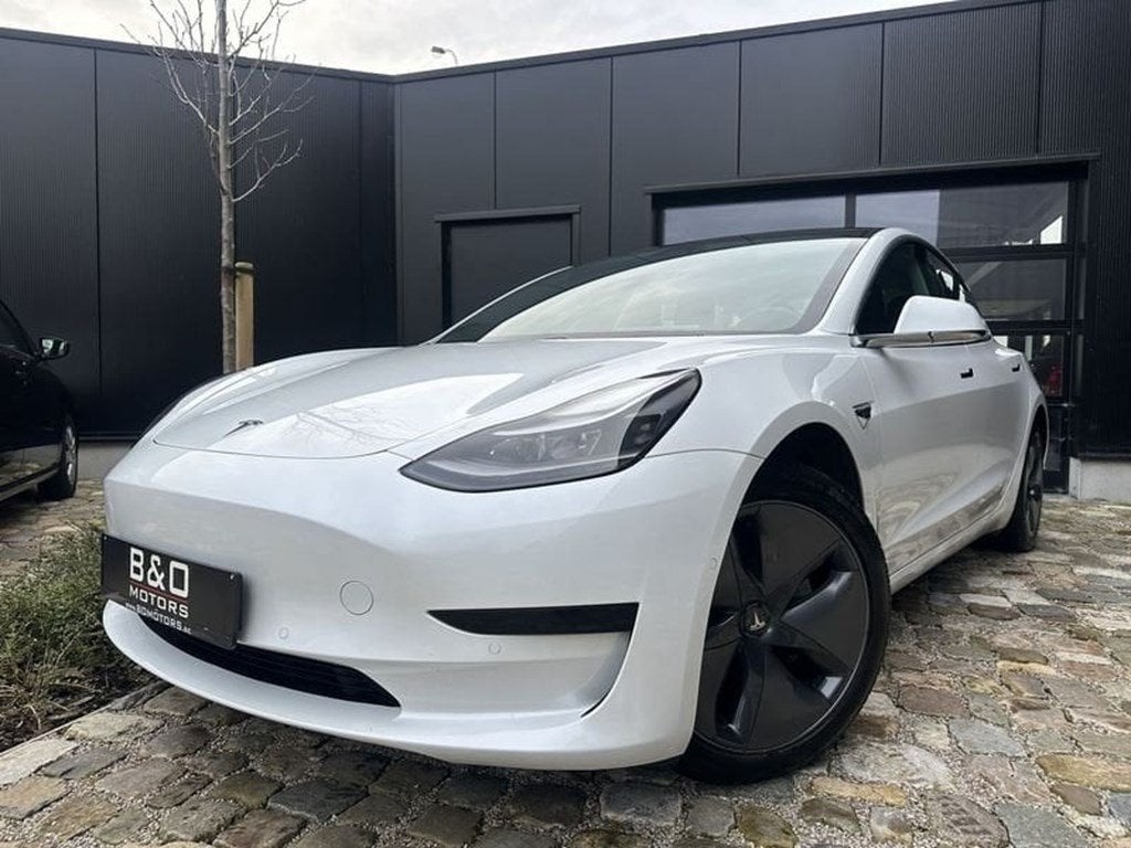 Tesla Model 3 Standard Plus RWD  TREKHAAK,19421 +BTW, Auto's, Tesla, Automaat, Zwart, Wit, 240 kW