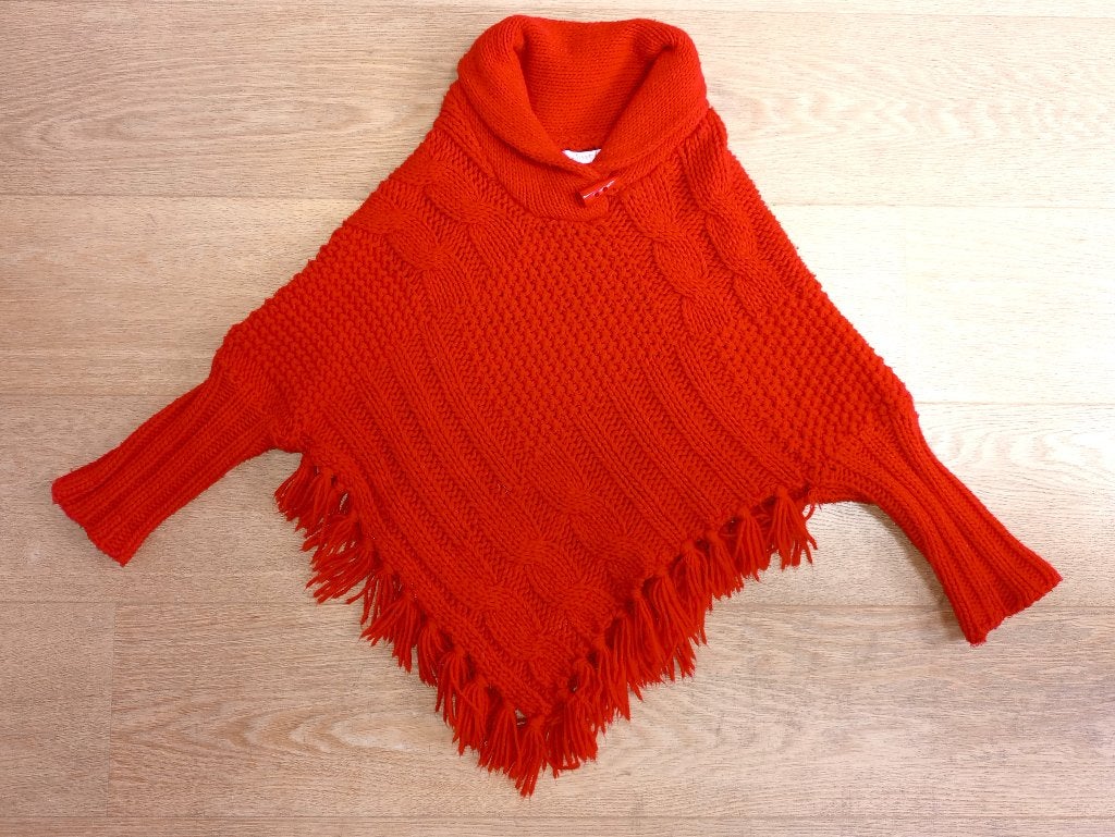 Pull / poncho fille - taille 134 (9 ans), Enfants & Bébés, Enlèvement, Utilisé, Fille