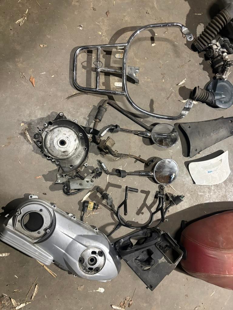 Vespa 125 onderdelen, Ophalen