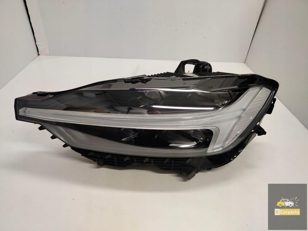 32342514, Volvo XC60 II lift MID LED-lamp links, Gebruikt, Gunnar Engellaus vag 8
405 31  Gothenburg, SE, Info@volvocars.com, Volvo