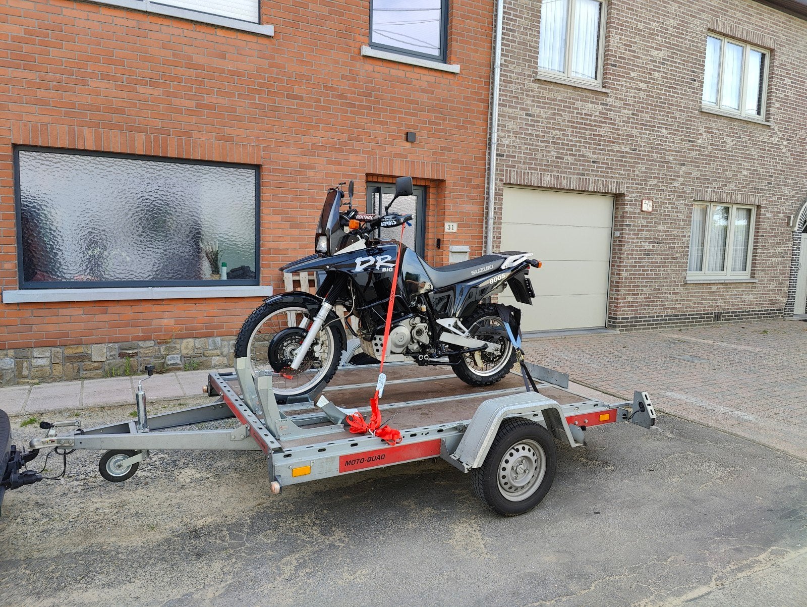Suzuki dr800, Motoren, Particulier