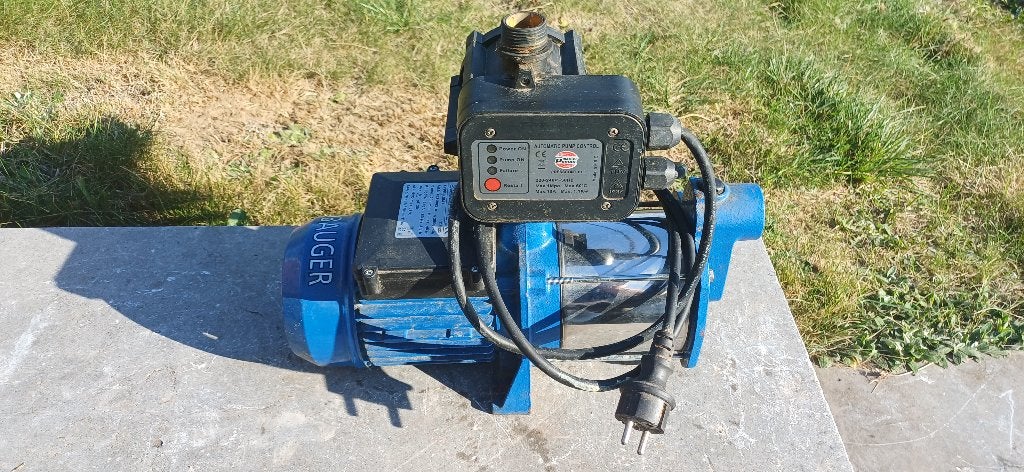 pompe hydrophore BAUGER, Enlèvement, Utilisé, Électrique, Pompe pour citernes d'eau de pluie